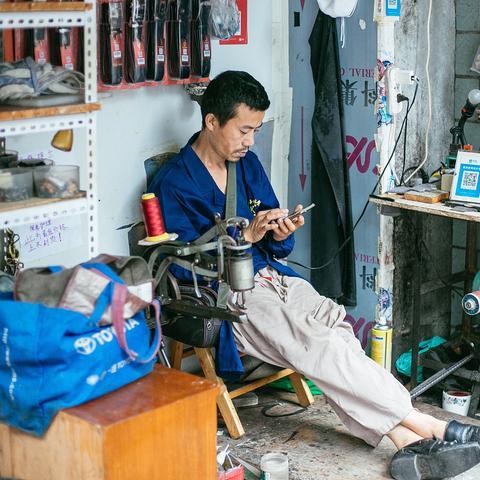 关于网络广告设计收费问题的深度探讨
