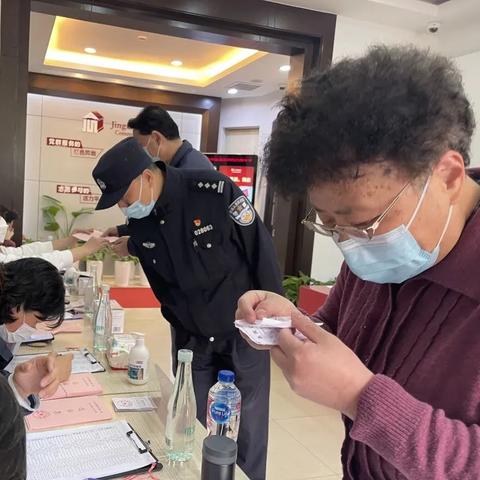 以下属于网络广告优势的是，精准定位、成本效益、互动性、以及广泛的覆盖范围