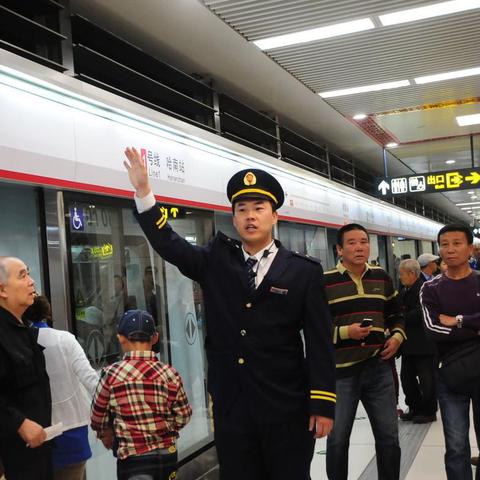 万象移动广告联盟，重塑移动广告生态，引领智能营销新纪元