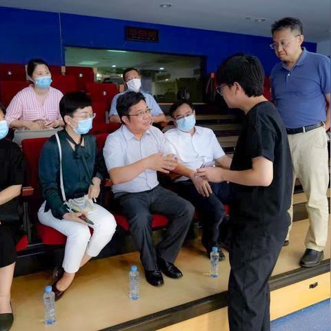 强推网络传媒，重塑信息传播生态，引领数字时代新风尚