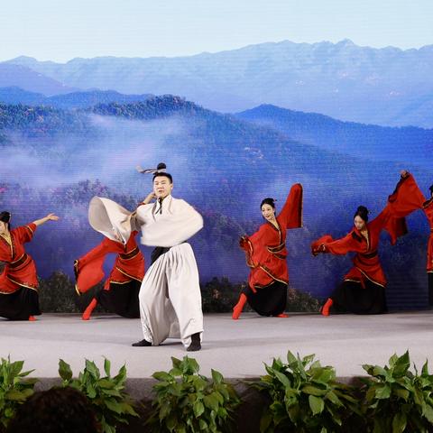 宝库传媒，挖掘文化价值，引领传媒新风尚